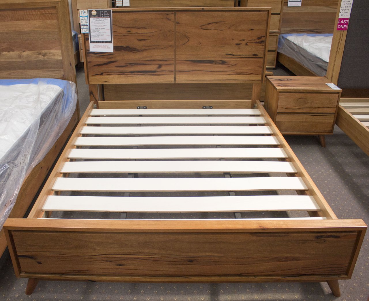 Choose A Wonderful Timber Queen Bed Frame
